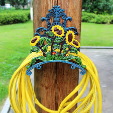Soporte Decorativo para Manguera de Jardín